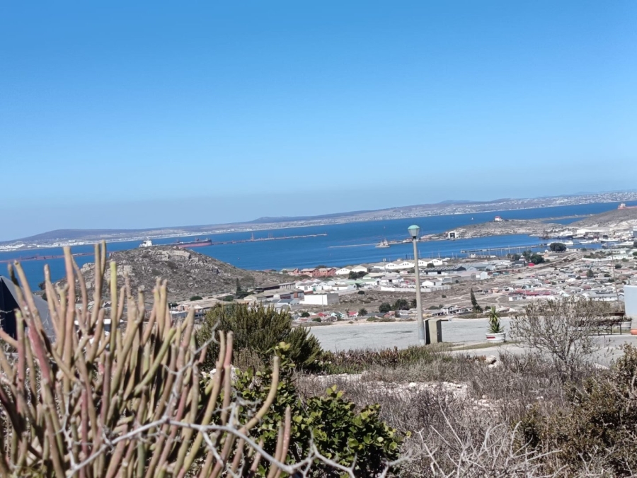 Commercial Property for Sale in Hoogland Western Cape